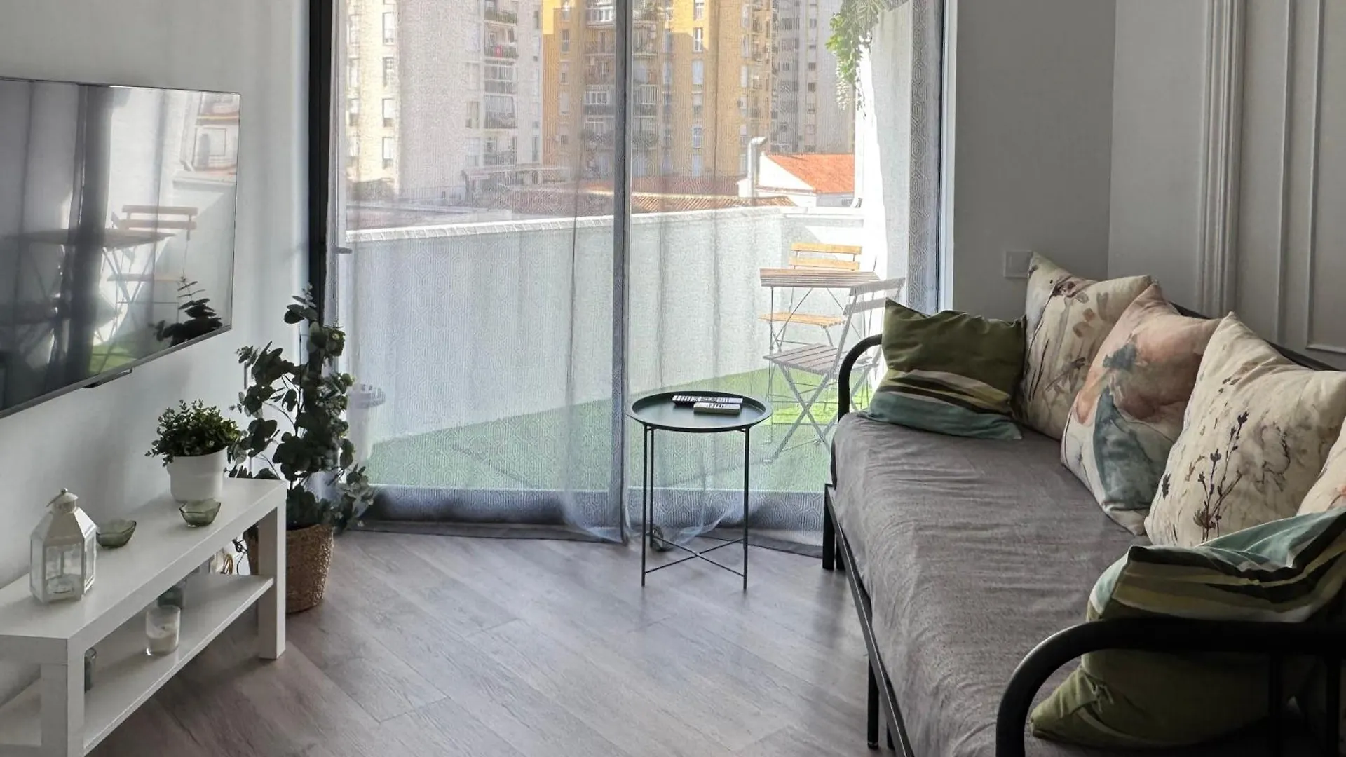 托雷莫利诺斯Diagonale House公寓